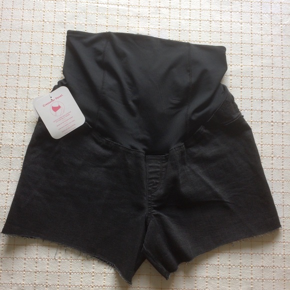 Isabel Maternity by Ingrid & Isabel Pants - Isabel Maternity Midi Black Shorts, NWT Size 10